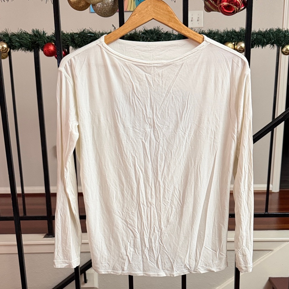 lululemon athletica White Long Sleeve Tee